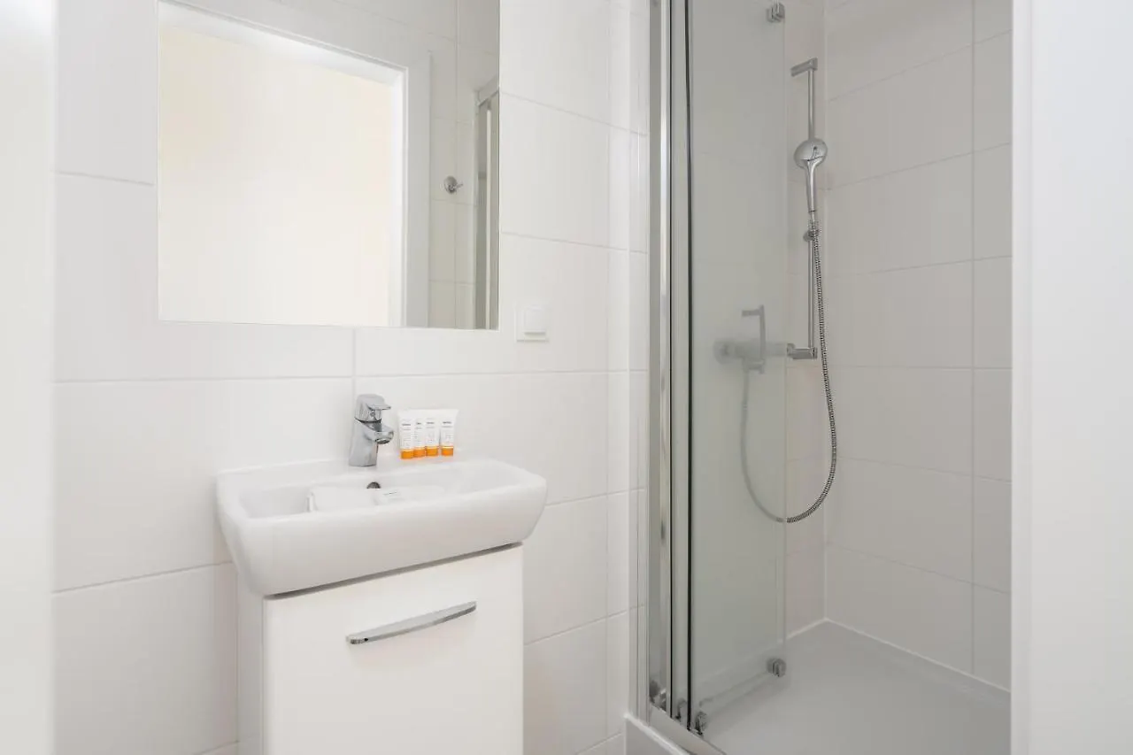 Rycerska Apartments With Parking By Noclegi Renters Poznań