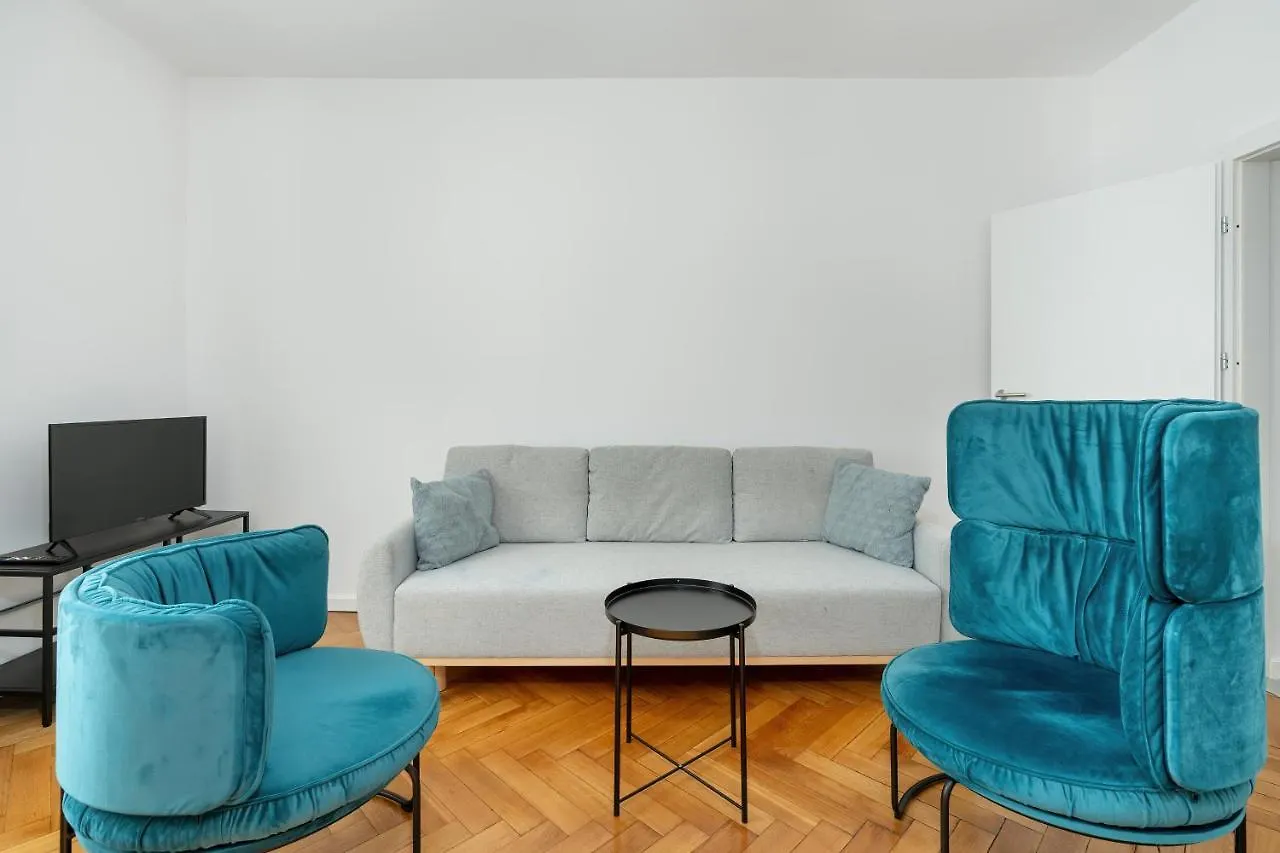 Rycerska Apartments With Parking By Noclegi Renters Poznań